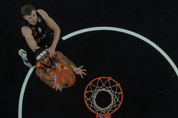 吸引赞助与 吸引赞助与