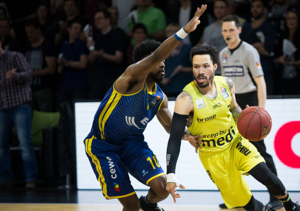 是老对手 是老对手